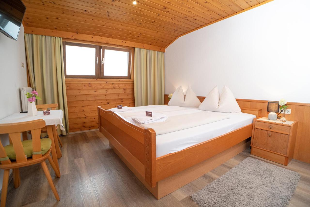 Hotel-gasthof Deixelberger Wolfsberg